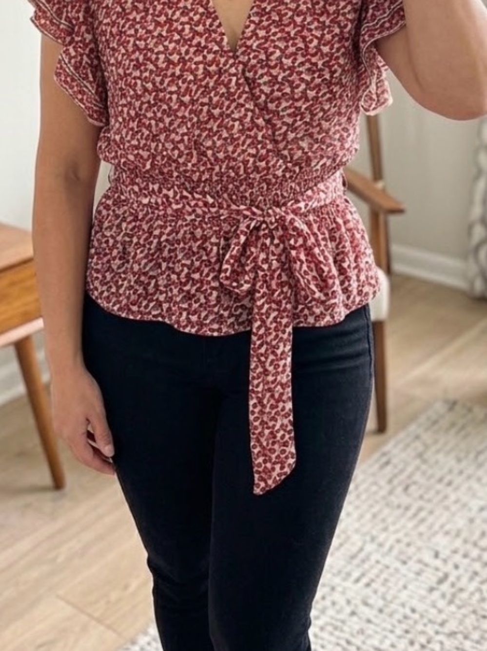 Floral Tie-Waist V-Neck Women's Top in Dusty Rose